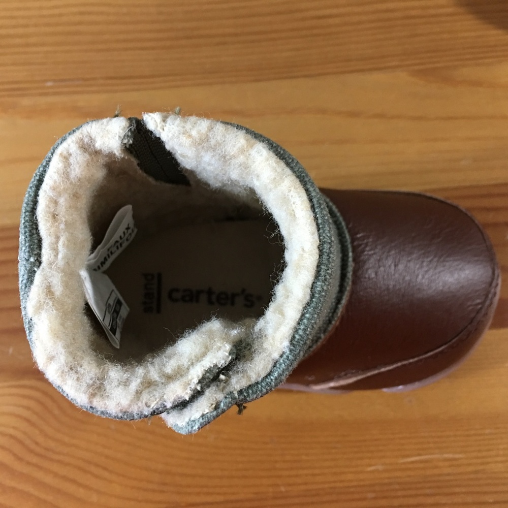 ❌SOLD❌ NEW Baby Boots Carters Infant Boys Girls 3 - Picture 4 of 8